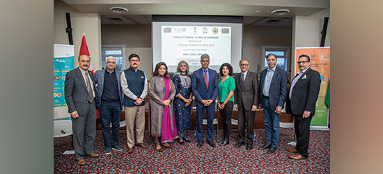  Consul General Shri Manish with prominent dignitaries and panelists on Pravasi Bharatiya Diwas Celebrations on 15 January 2023 in Vancouver