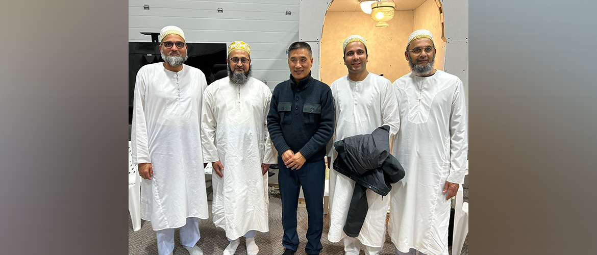  Consul General Masakui Rungsung joined the Dawoodi Bohra community of Greater Vancouver for Iftar dinner on March 12, 2025.