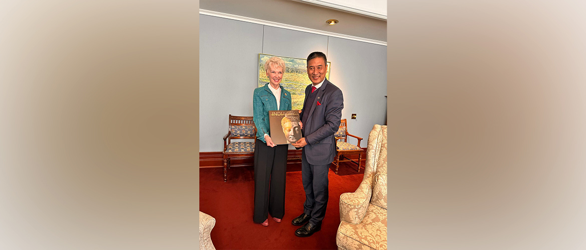  Consul General call on Her Honour the Hon. Bernadette McIntyre, Lieutenant Governor of Saskatchewan. 