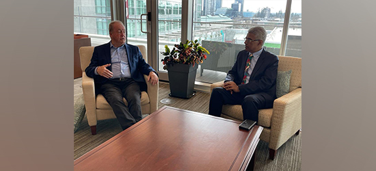  Consul General Mr. Manish met Hon. Mr. Doug McCallum, Mayor of Surrey City (29/03/2022)