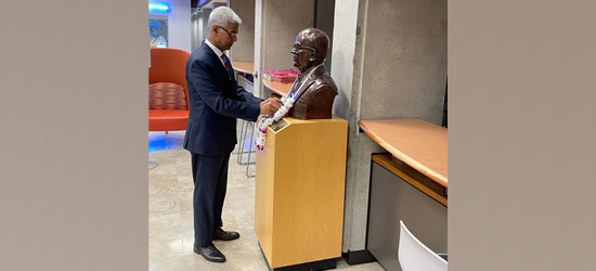  Consul General Manish paying floral tribute to Dr. Ambedkar on Mahaparinirvan Divas at the burst of Babasaheb Ambedkar situated at Simon Fraser University (06/12/2021)